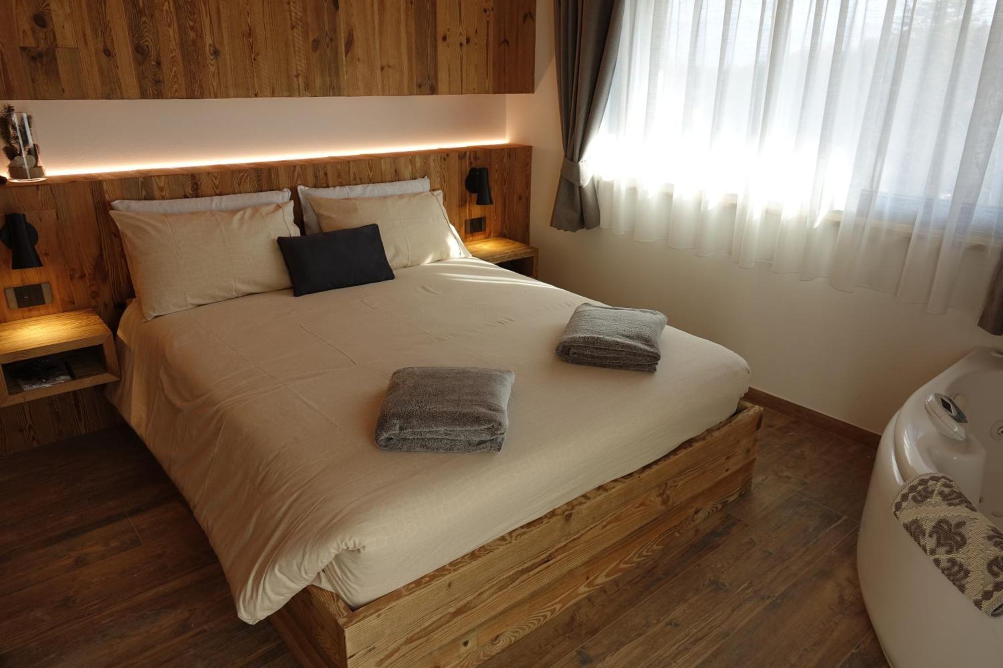 Bed and Breakfast Fai Le Coccole Fai Della Paganella Esterno foto